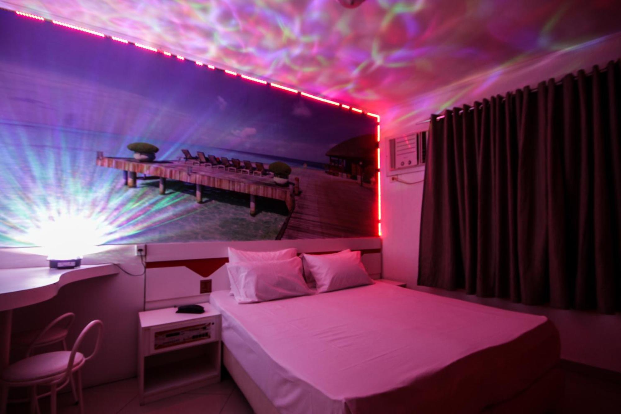 Mirage Motel Гуарульюс Екстер'єр фото